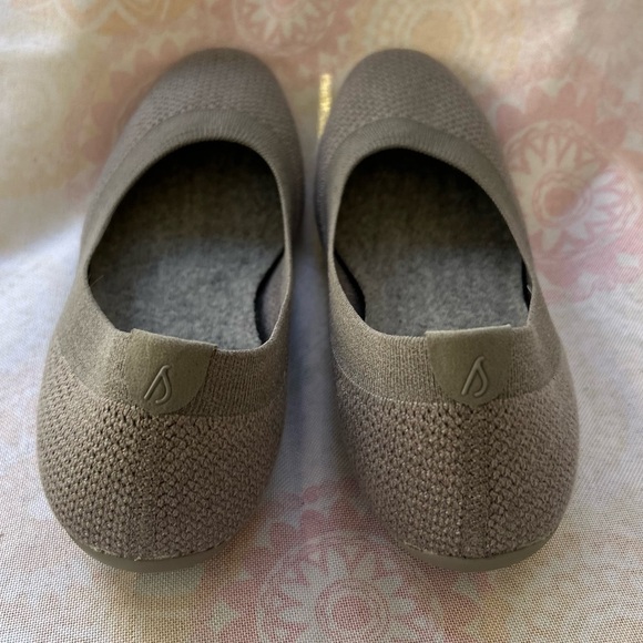 All Birds Tree Breezers Mist Dark Grey Size 10.5 Ballet Flats Knit EUC